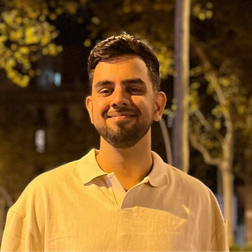 https://lyxelandflamingo.com/wp-content/uploads/2026/02/pranav-handoo.jpg